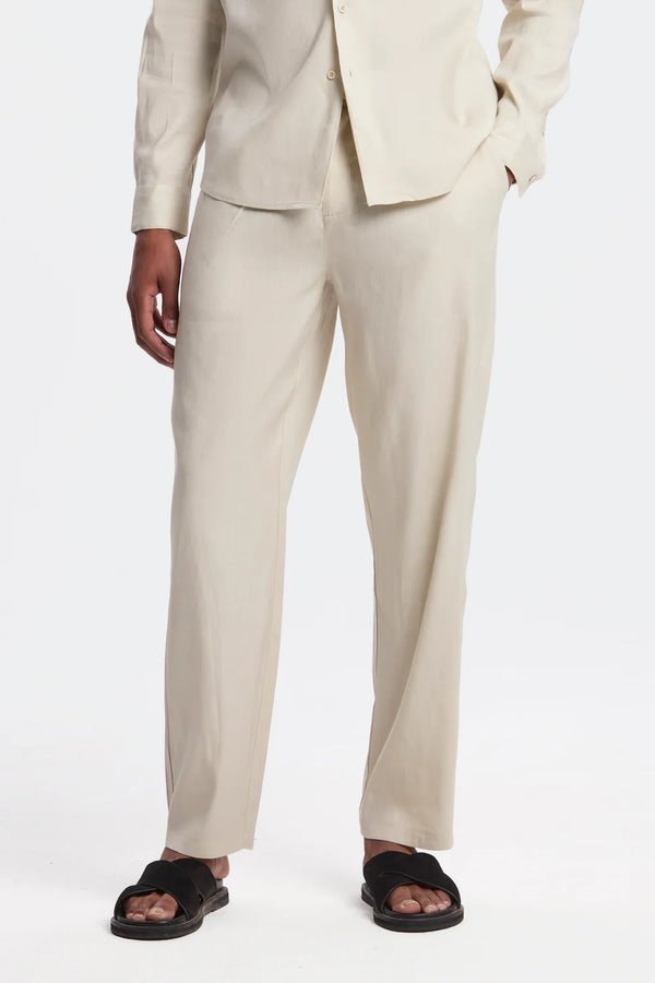 THE LINEN TROUSERS