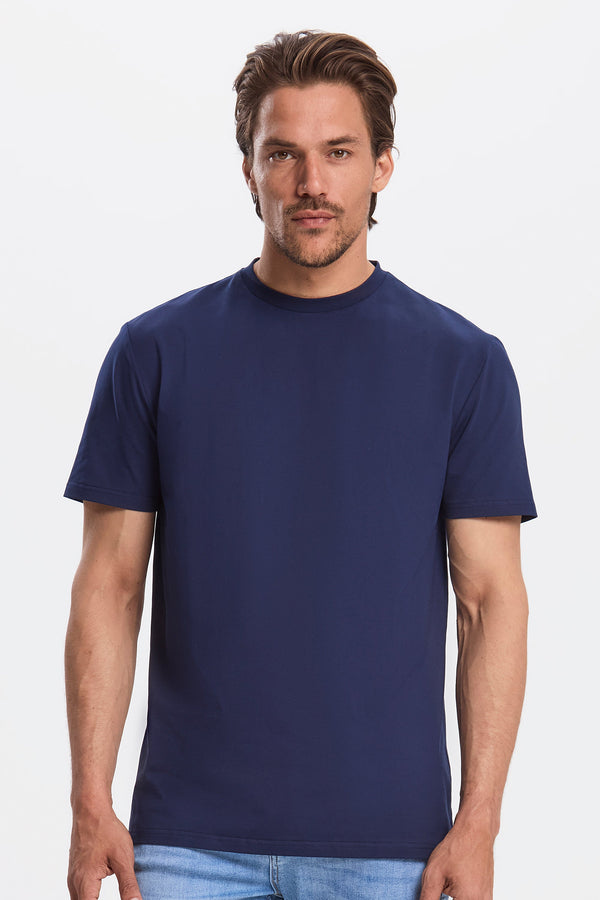 THE ESSENTIAL T-SHIRT