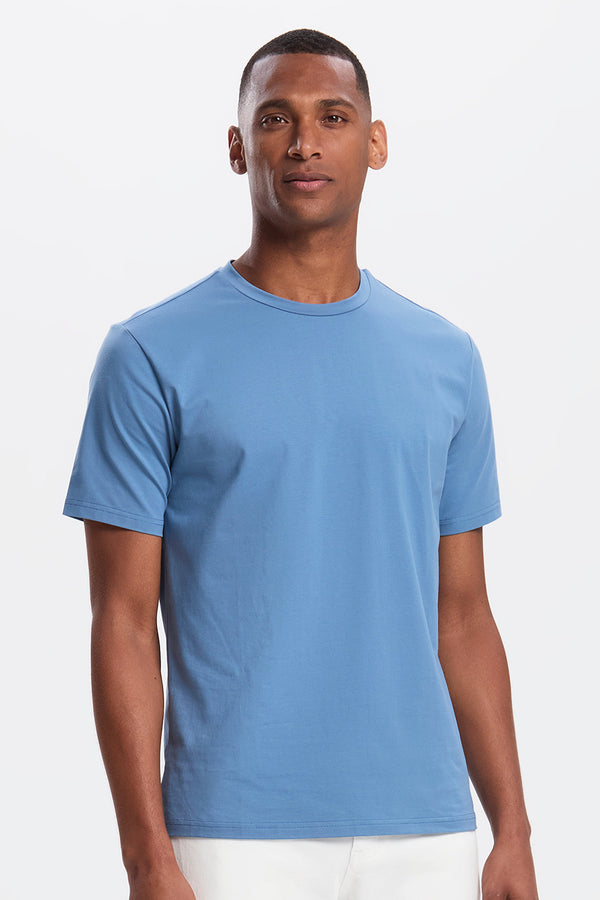 THE ESSENTIAL T-SHIRT