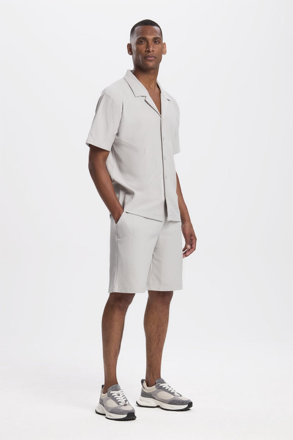 THE PLEATED SHORT SET